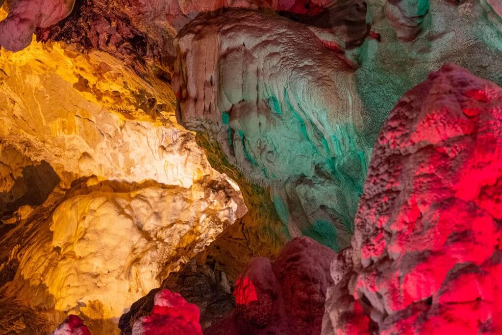 Vrelo Cave