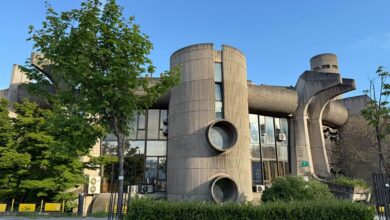 Skopje brutalist architecture: the Central Post Office by Janko Konstantinov